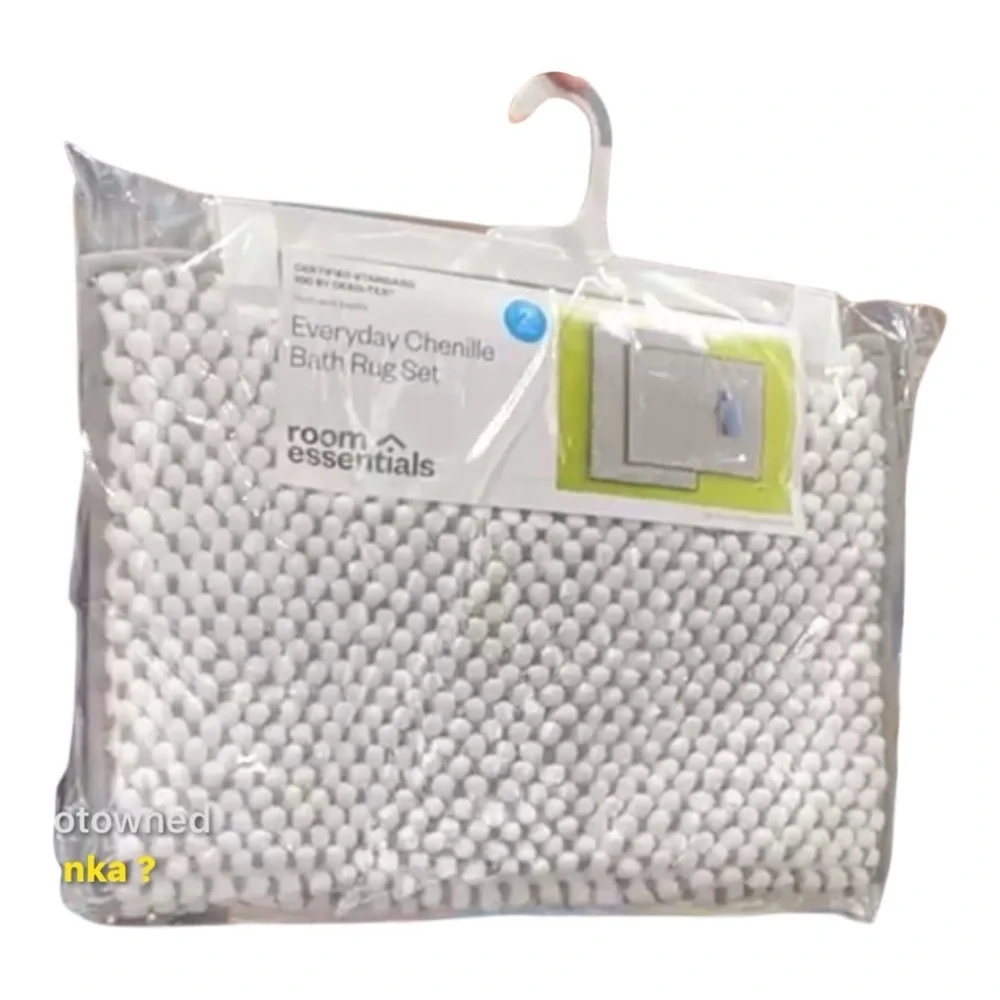Room Essentials Everyday Chenille Bath Rug Set 2pc 17”x24” Non-Skid